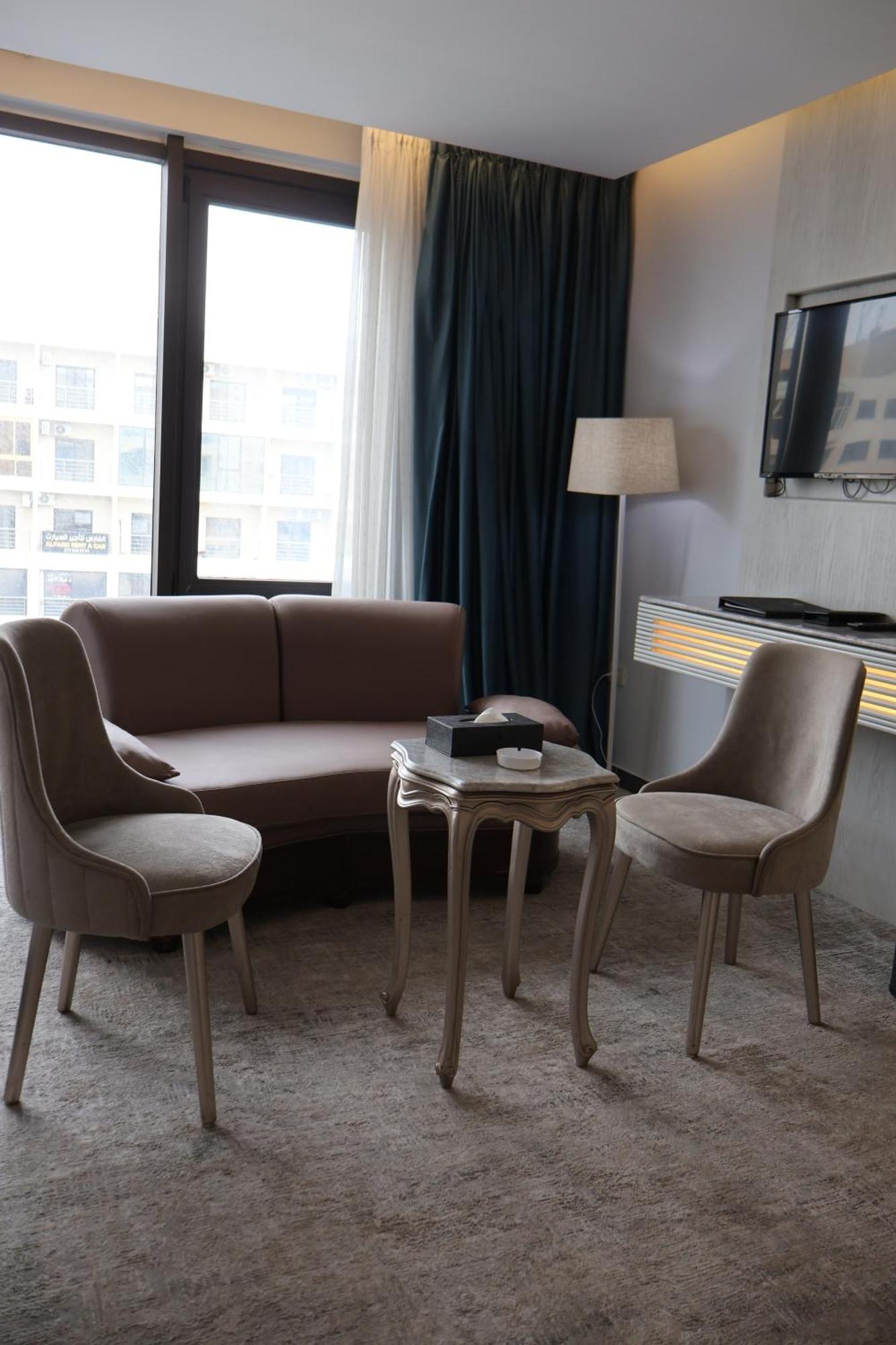 Rival Hotel Ammán Kültér fotó